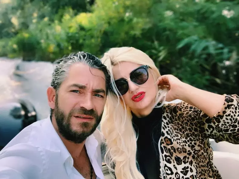 julia-chelaru-cu-iubitul