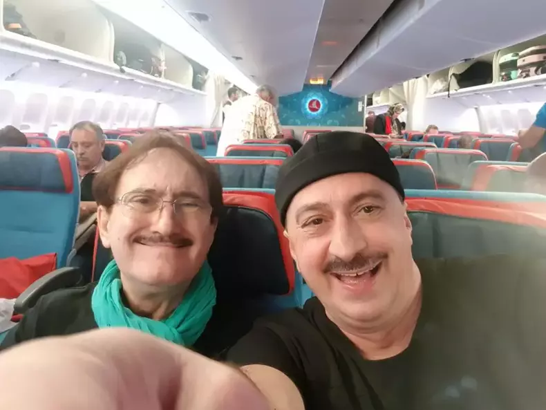 cati-bani-cer-Romica-Tociu-si-Cornel-Palade-pentru-o-ora-de-spectacol-4