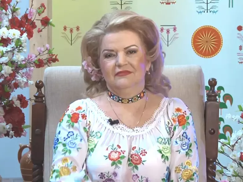 artista maria carneci