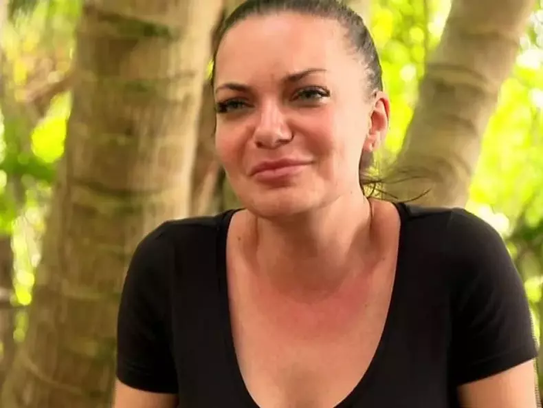 ce-s-a-intamplat-intre-andreea-antonescu-si-un-coleg-de-la-survivor-romania-cand-nu-erau-filmati.-artista-a-recunoscut-tot-1024x576-1
