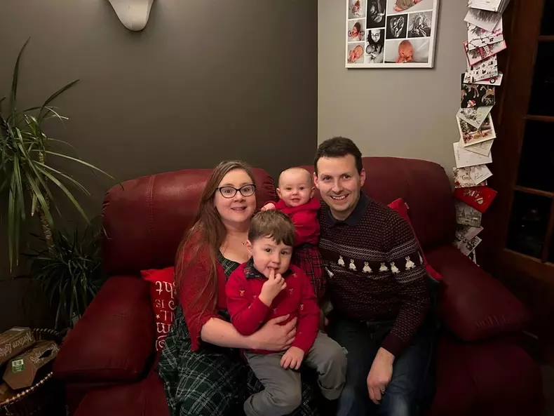 teddy si familia lui