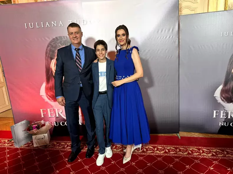 iuliana si fiul ei