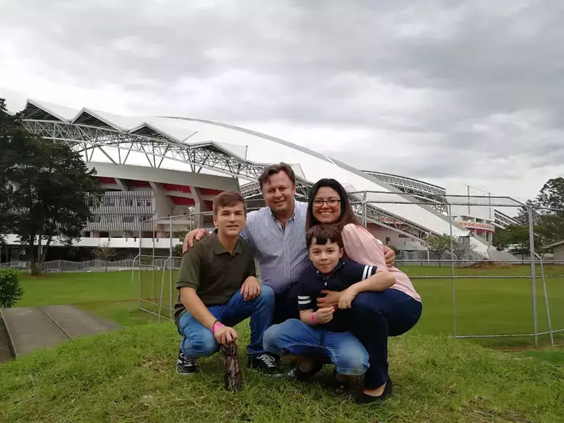 dragos-dolanescu-si-familia-lui-alta