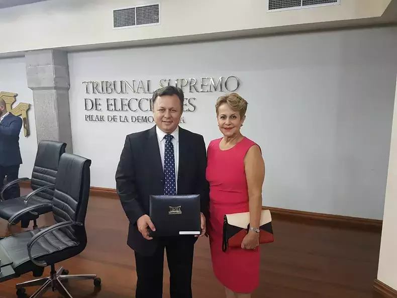 dragos-dolanescu-si-mama-lui