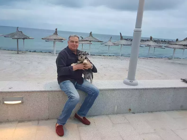 adrian-cioroianu-7
