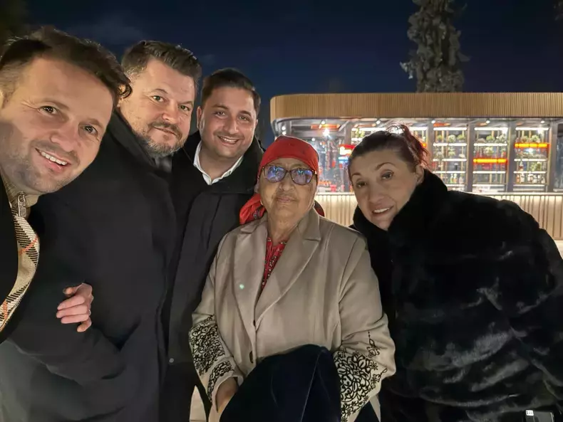 mihai-bobonete-magicianul-robert-tudor-taraful-de-la-varbilau
