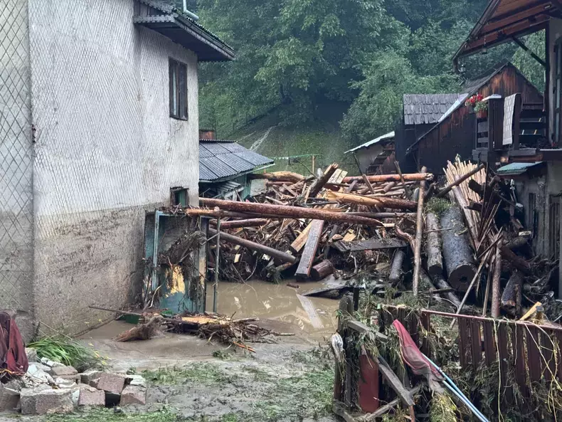 inundatii-suceava-foto-isu-11