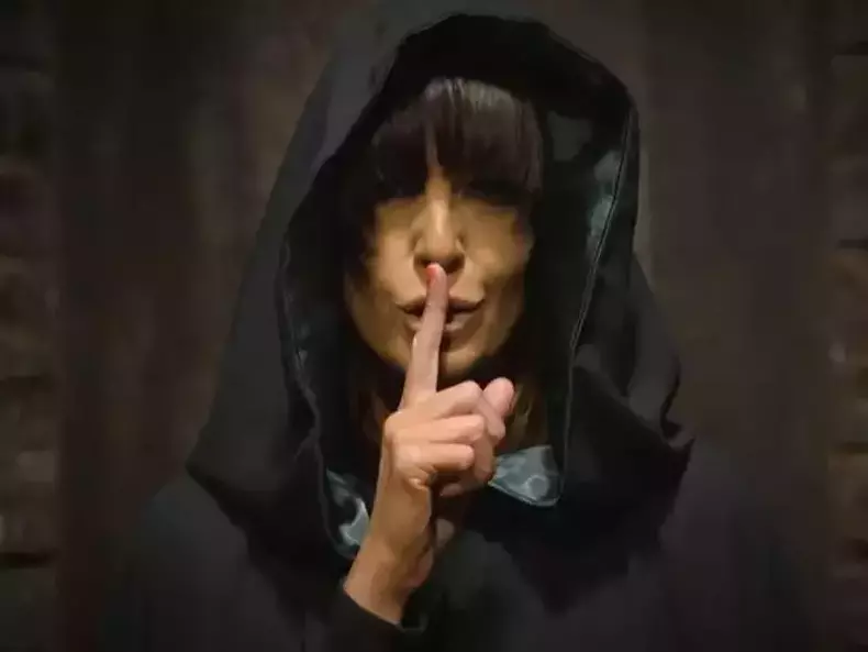 the-traitors--tradatorii-2