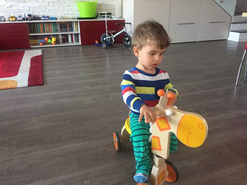 fiul Ralucai Arvat (4)