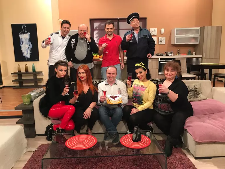 Grig Chiroiu și-a aniversat ziua de naștere de trei ori (2)