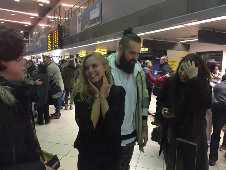 Anca Surdu, alaturi de mama, sora si iubitul ei (1)