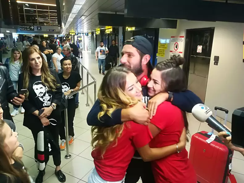 Catalin Cazacu a revenit in tara din Republica Dominicana (4)