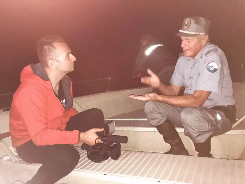 Braconieri fara frontiere - Romania, te iubesc (4)