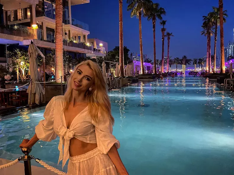 Andreea Bălan, vacanță romantică în Dubai. Ce fotografii i-a făcut iubitul (2)