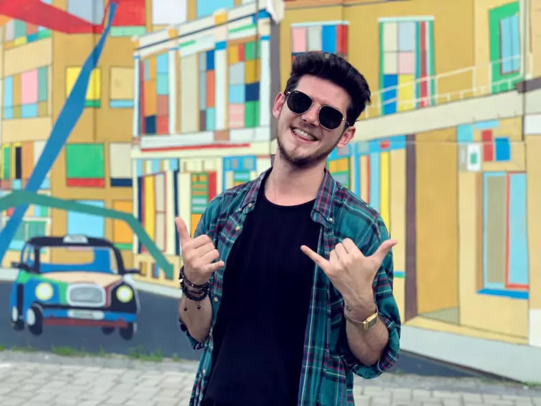 cuza-62631280_2745561368793340_1574023282540150784_n