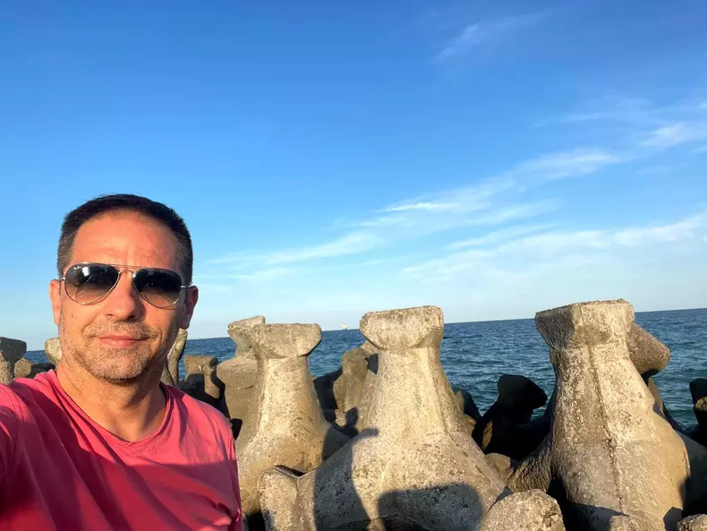 negru-307302888_669461791410186_1745848125603608936_n