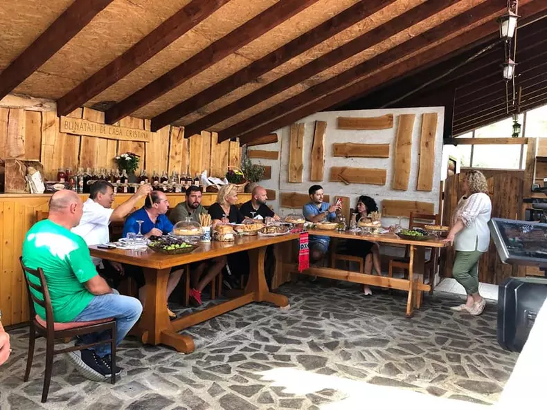 poftiti-pe-la-noi-poftiti-la-targ-primele-imagini-2