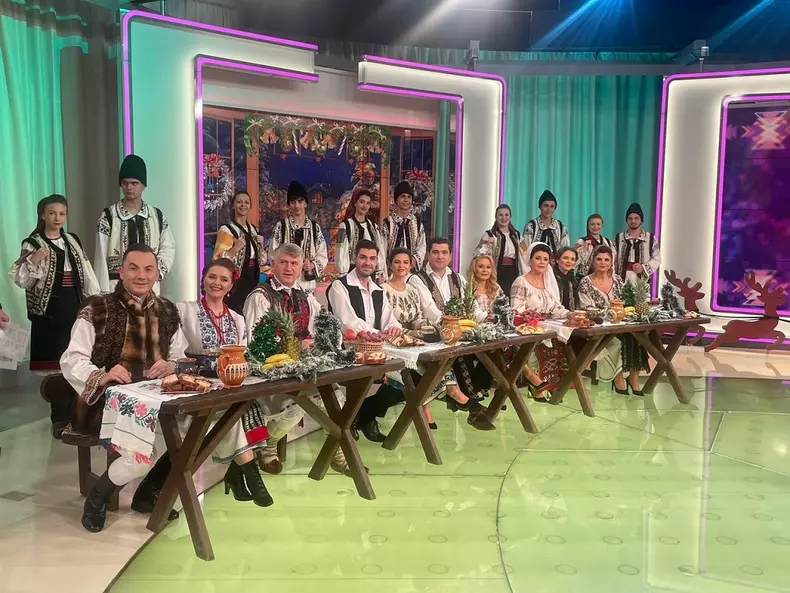 Petrecem-romaneste_5