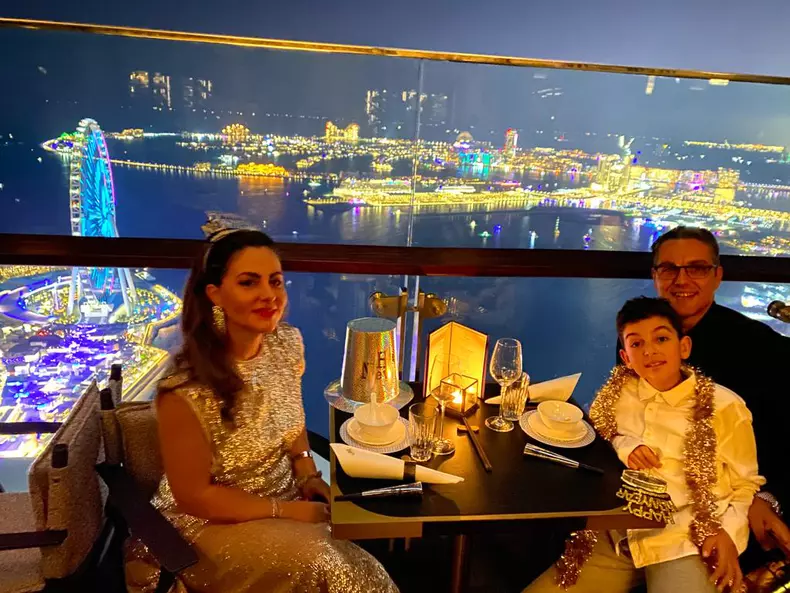 Cristi Brancu și Oana Turcu, imagini de vis din vacanță. Unde s-au aflat la trecerea dintre ani