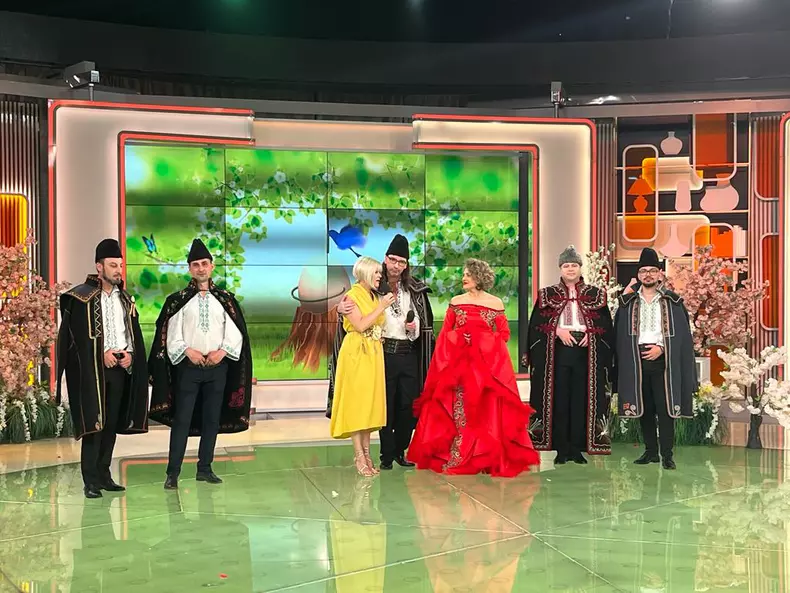 Mirela Vaida, ediții speciale ale emisiunii Acces Direct de Paşte, la Antena Stars