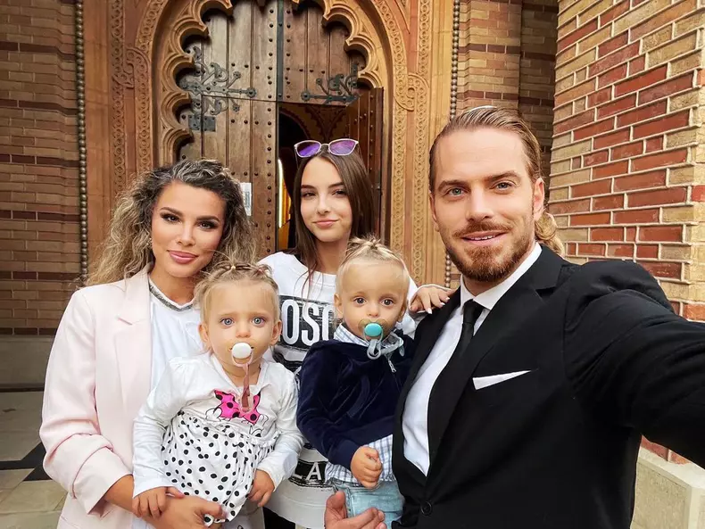 Cu ce se ocupă Alina Laufer. De ce ea și Ilan Laufer nu le cumpără prea multe jucării copiilor