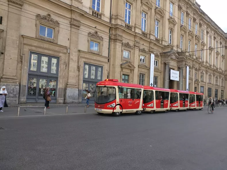 city tram Lyon