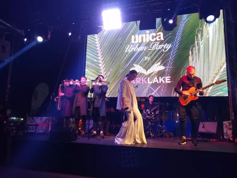 concert cu  Prestige Orchestra