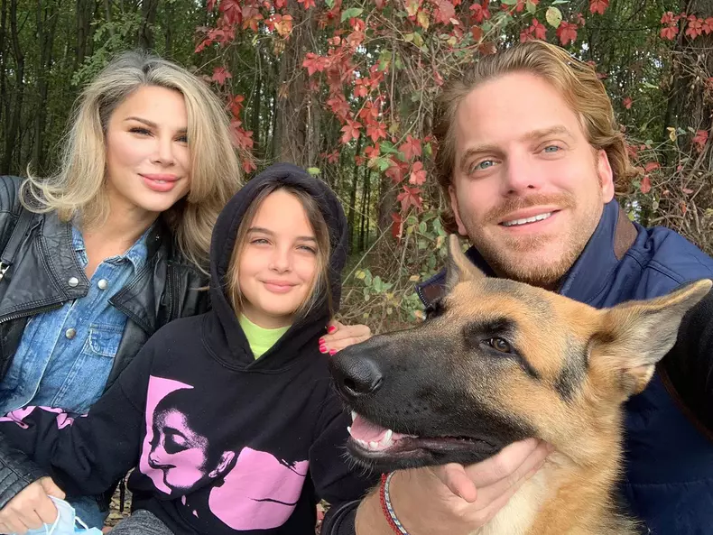 Alina, Ilan și Karina