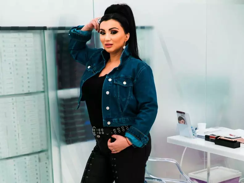 adriana_bahmuteanu-3