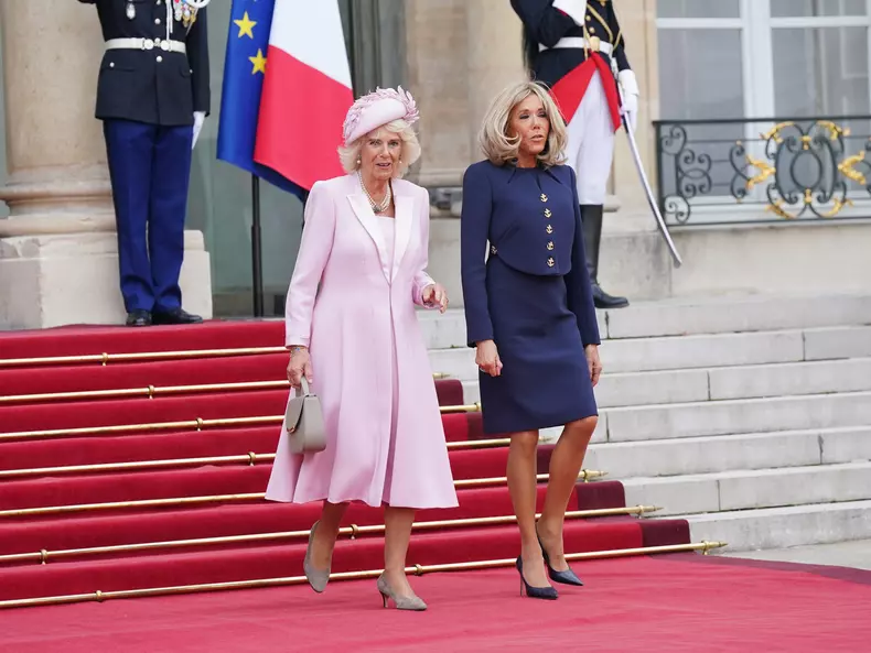 Camilla și soția lui Macron