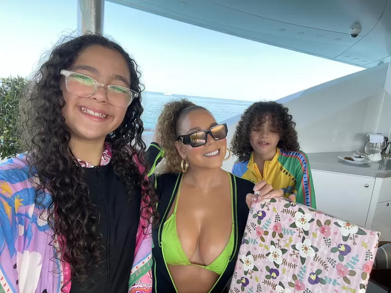 Mariah Carey și gemenii ei, Moroccan „Roc” Cannon și Monroe „Roe“ Cannon