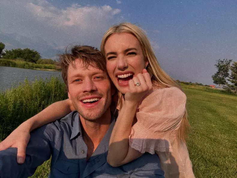 Emma Roberts și Cody John, logodnicul ei