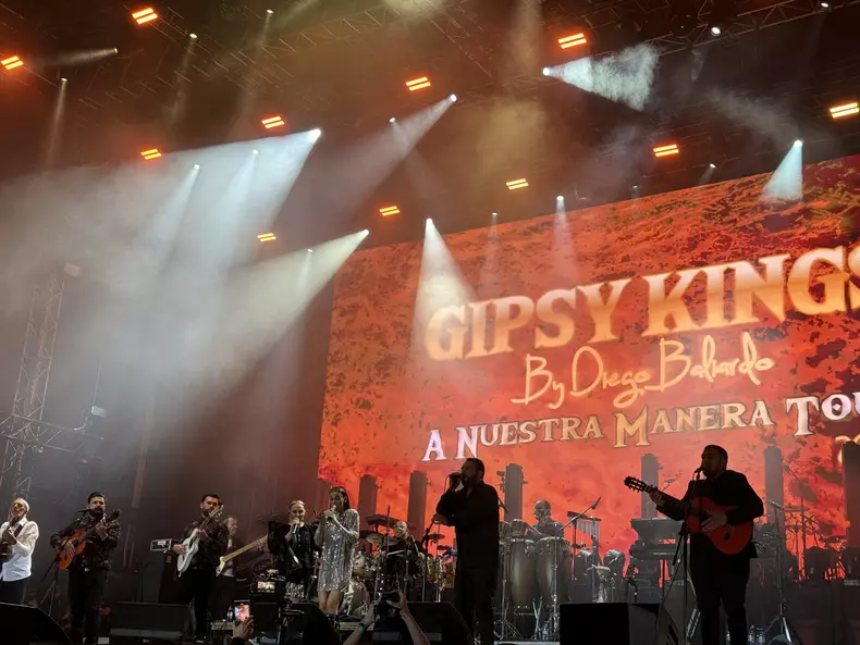 Theo Rose și Gipsy Kings