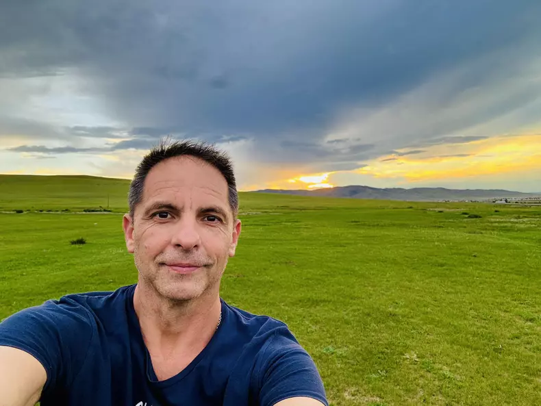 dan negru in mongolia