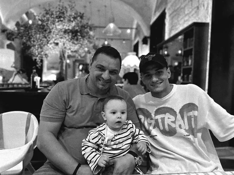 ionel ganea cu fiii lui