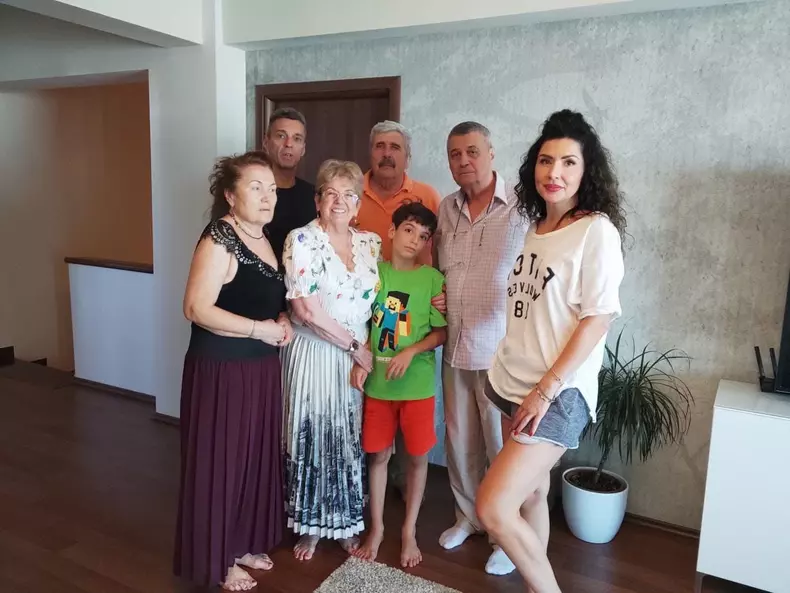 mircea badea cu familia