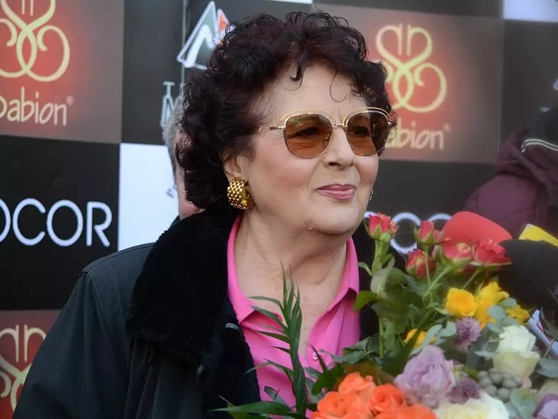 Adela Marculescu 5