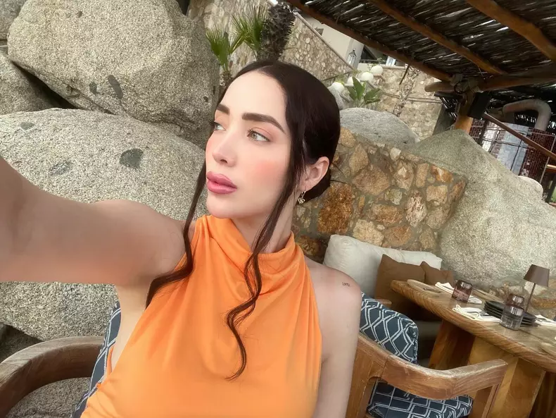 adriana garcia sefie