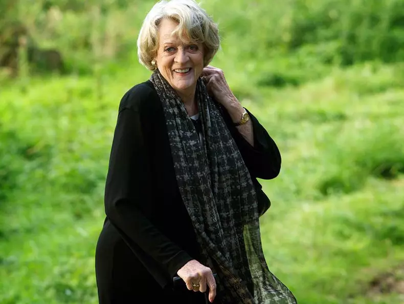 Maggie Smith nu ar juca într-un posibil film inspirat de „Downton Abbey”