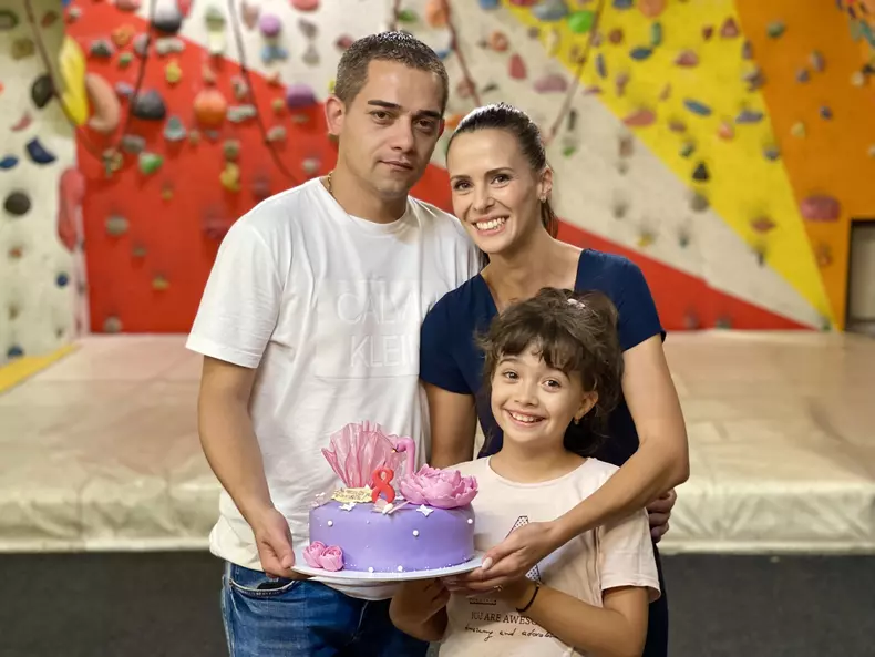 Livia Graur și-a serbat fiica la sala de escaladă. Renata a împlinit 8 ani (1)