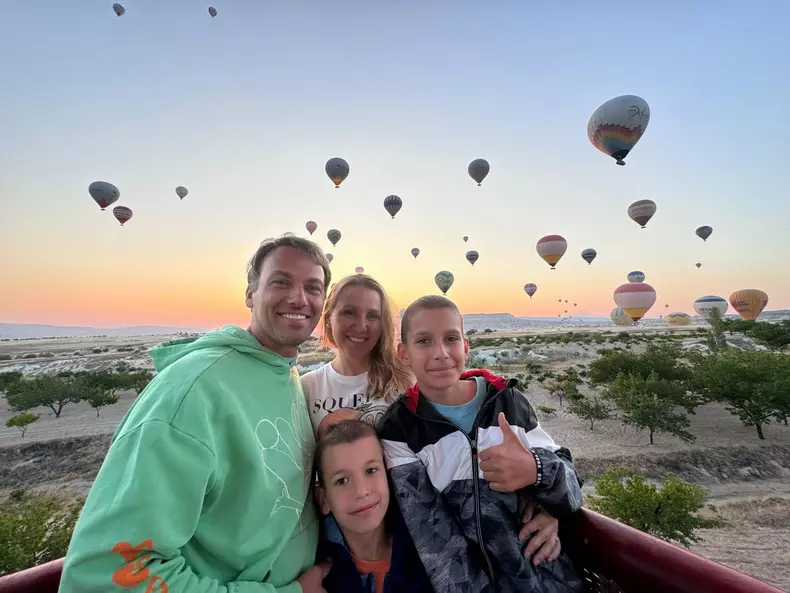 Chef Stefan Popescu a zburat cu balonul in Cappadocia