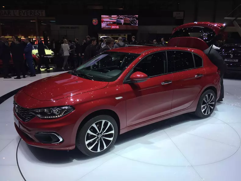 2016 geneva live fiat (4)