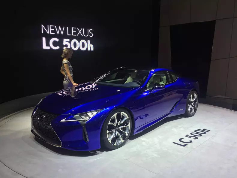 2016 geneva live lexus (7)