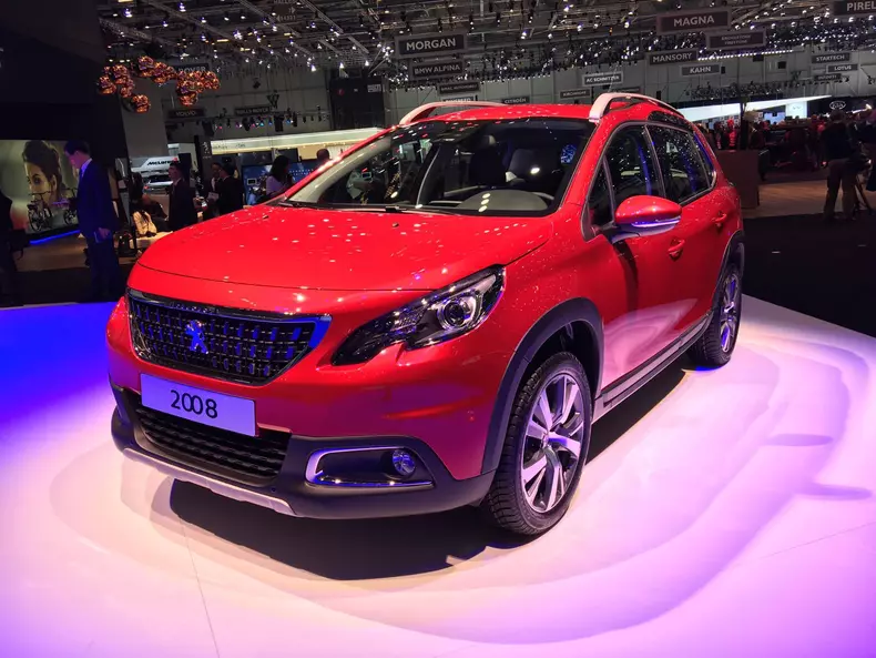 2016 geneva live peugeot 2008 facelift (3)