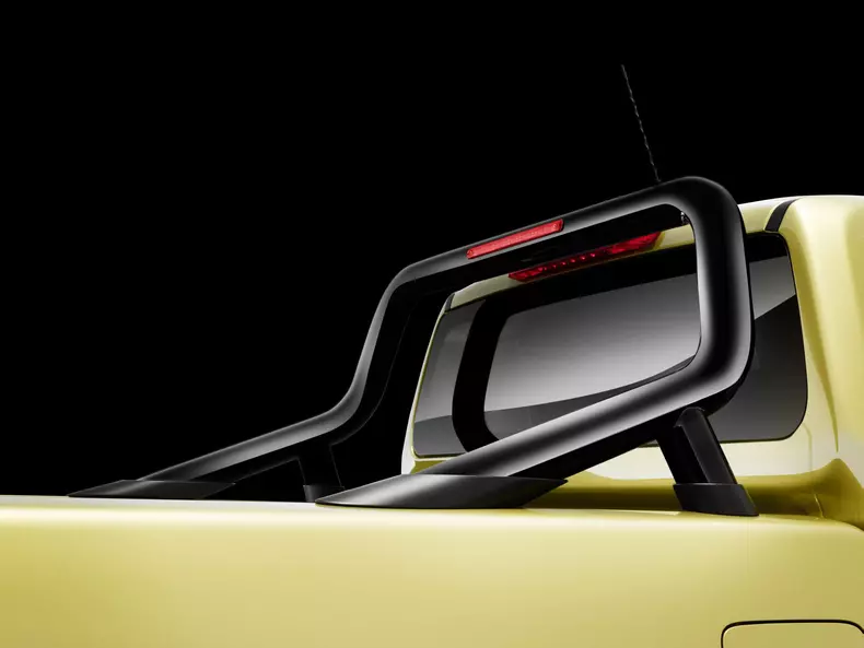 Mercedes-Benz Accessories and Connectivity