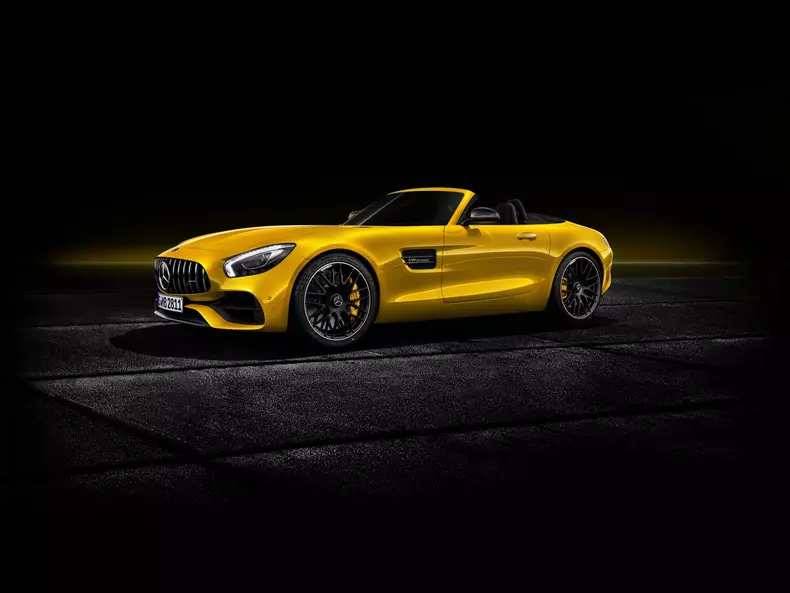 Der neue Mercedes-AMG GT S Roadster: Open-Air-Zuwachs für die AMG GT Familie