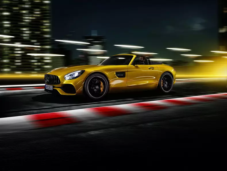 Der neue Mercedes-AMG GT S Roadster: Open-Air-Zuwachs für die AMG GT Familie