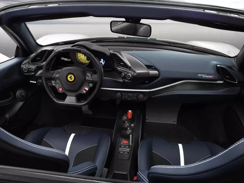 interior 488 Pista Spider