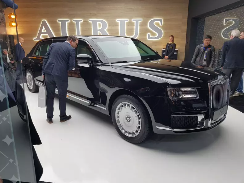 Aurus Senat Geneva 2019 002