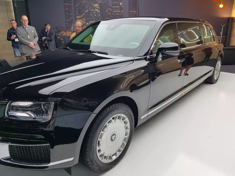 Aurus Senat Geneva 2019 004